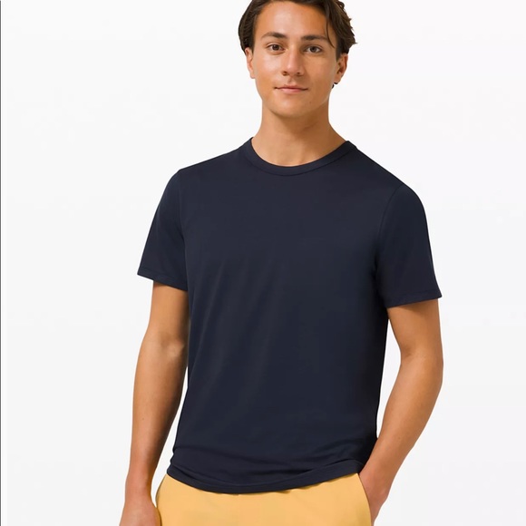 lululemon athletica Other - Lululemon The Fundamental T